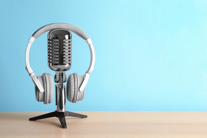 Why You Need to Wear Headphones For Your Podcast